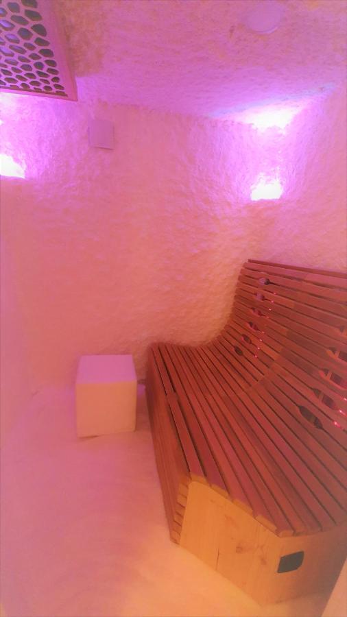 Apartment And Rooms Hisa Sonca โคบาริด ภายนอก รูปภาพ