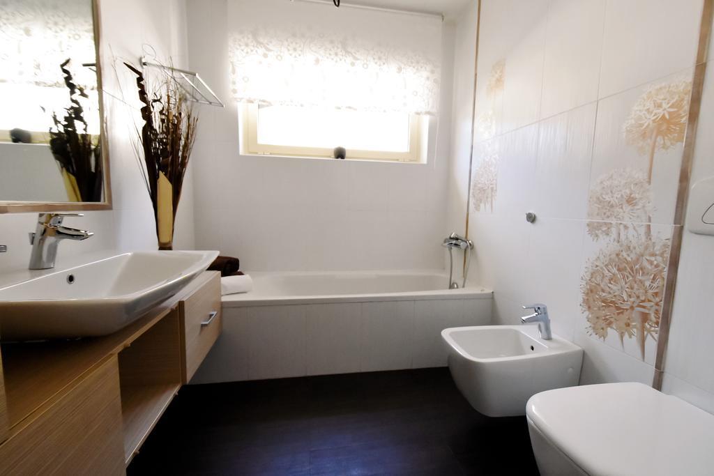 Apartment And Rooms Hisa Sonca โคบาริด ห้อง รูปภาพ